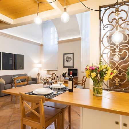 Rome As You Feel - Charming Loft Campitelli In Navona Exterior photo