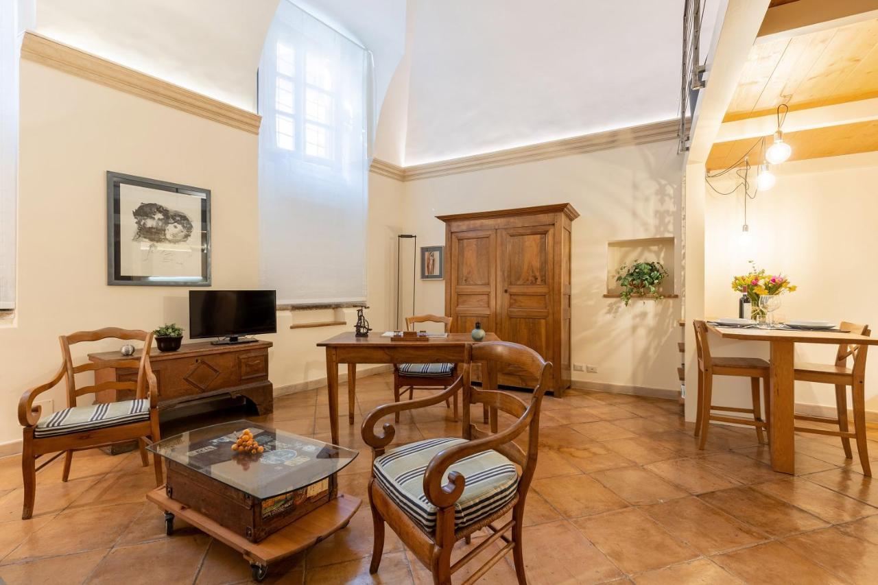 Rome As You Feel - Charming Loft Campitelli In Navona Exterior photo